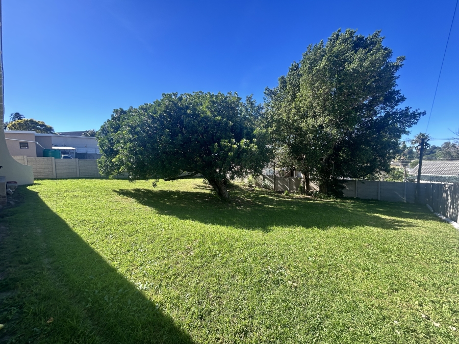 3 Bedroom Property for Sale in Amalinda Eastern Cape